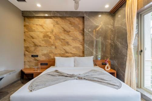 alaya stays imperial calista 4bhk near khandala hills