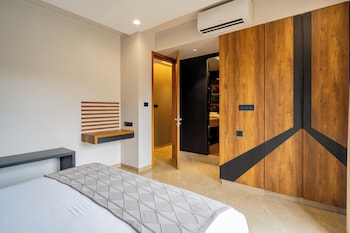 alaya stays imperial mystara 5bhk near khandala hills