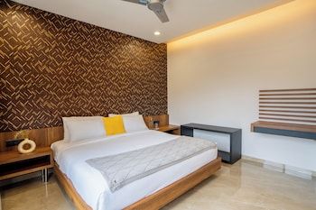 alaya stays imperial mystara 5bhk near khandala hills