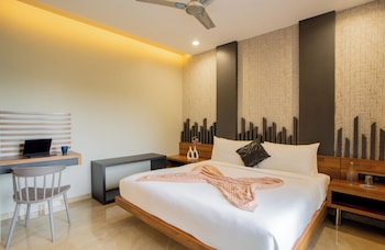 alaya stays imperial mystara 5bhk near khandala hills