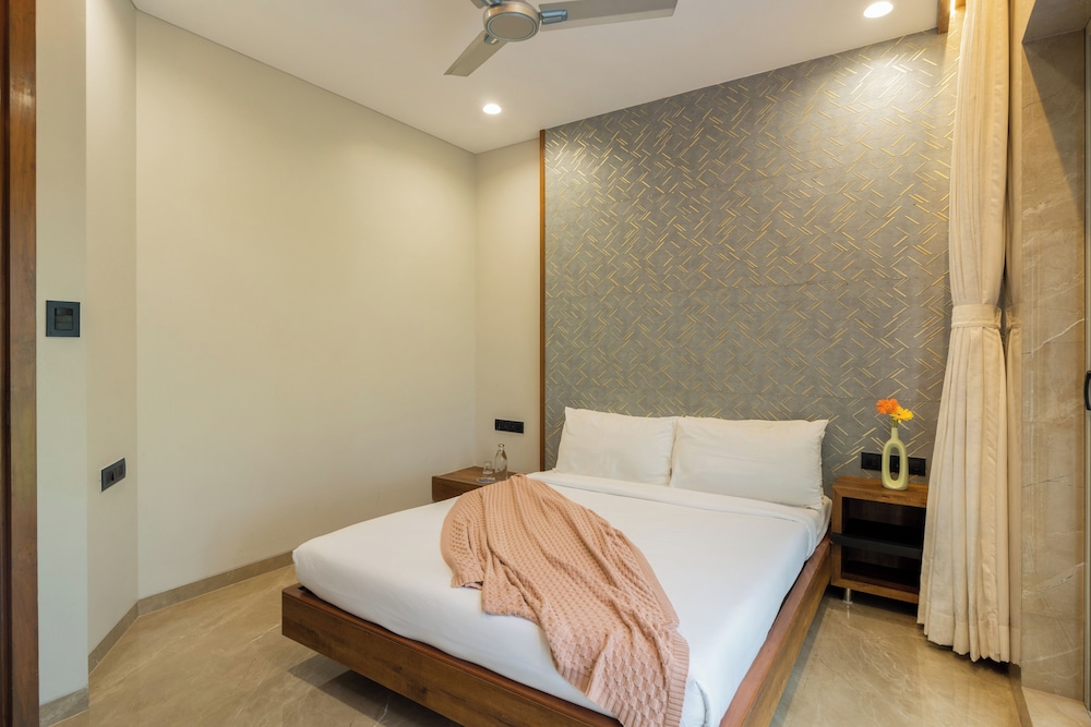 alaya stays imperial mystara 5bhk near khandala hills