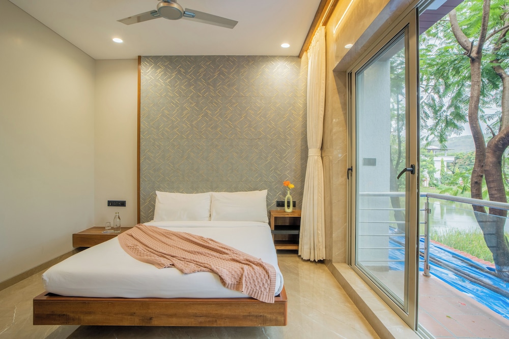 alaya stays imperial mystara 5bhk near khandala hills