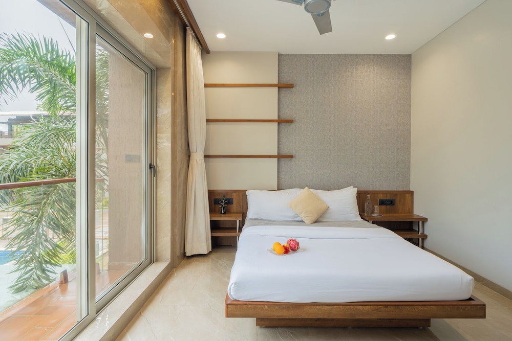 alaya stays imperial mystara 5bhk near khandala hills