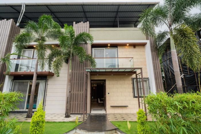 alaya stays imperial mystara 5bhk near khandala hills