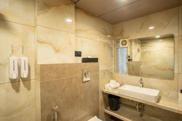 alaya stays imperial mystara 5bhk near khandala hills