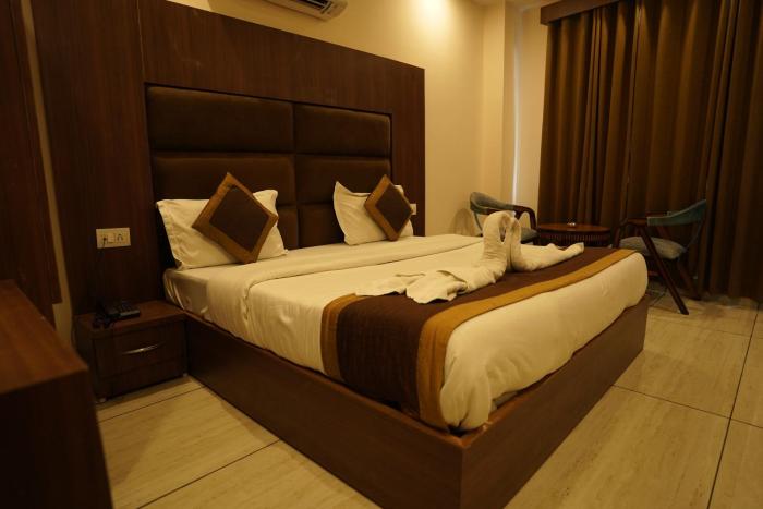 hotel divine aura a premium hotel