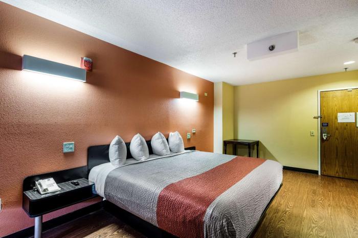 motel 6 libertyville il