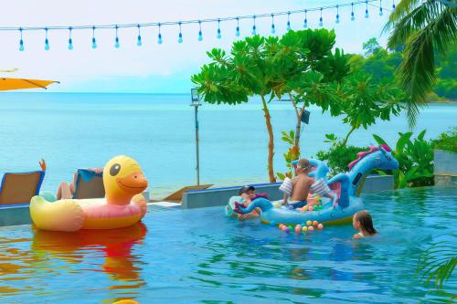 phuket moonlit bay seaview resortandspa