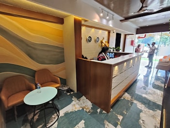 hotel prime suites airoli