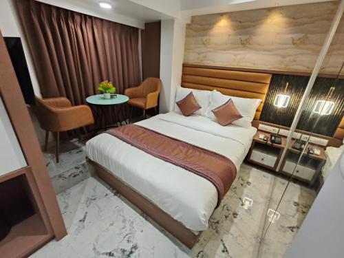 Hotel Prime Suites Airoli,,2 star