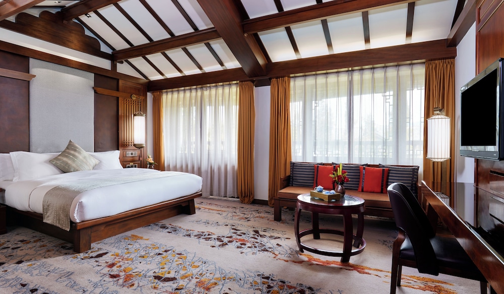 intercontinental lijiang ancient town resort by ihg