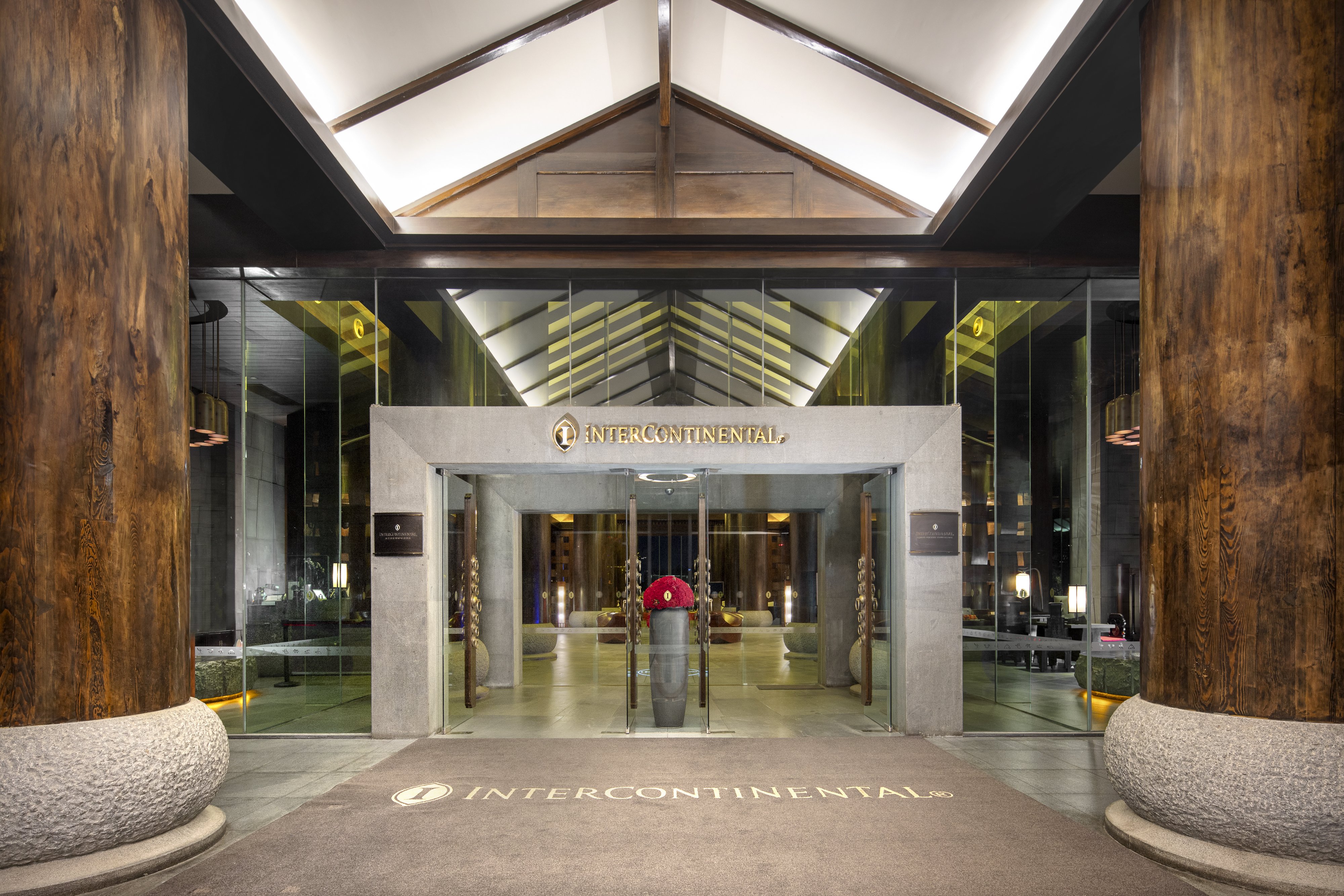 intercontinental lijiang ancient town resort by ihg