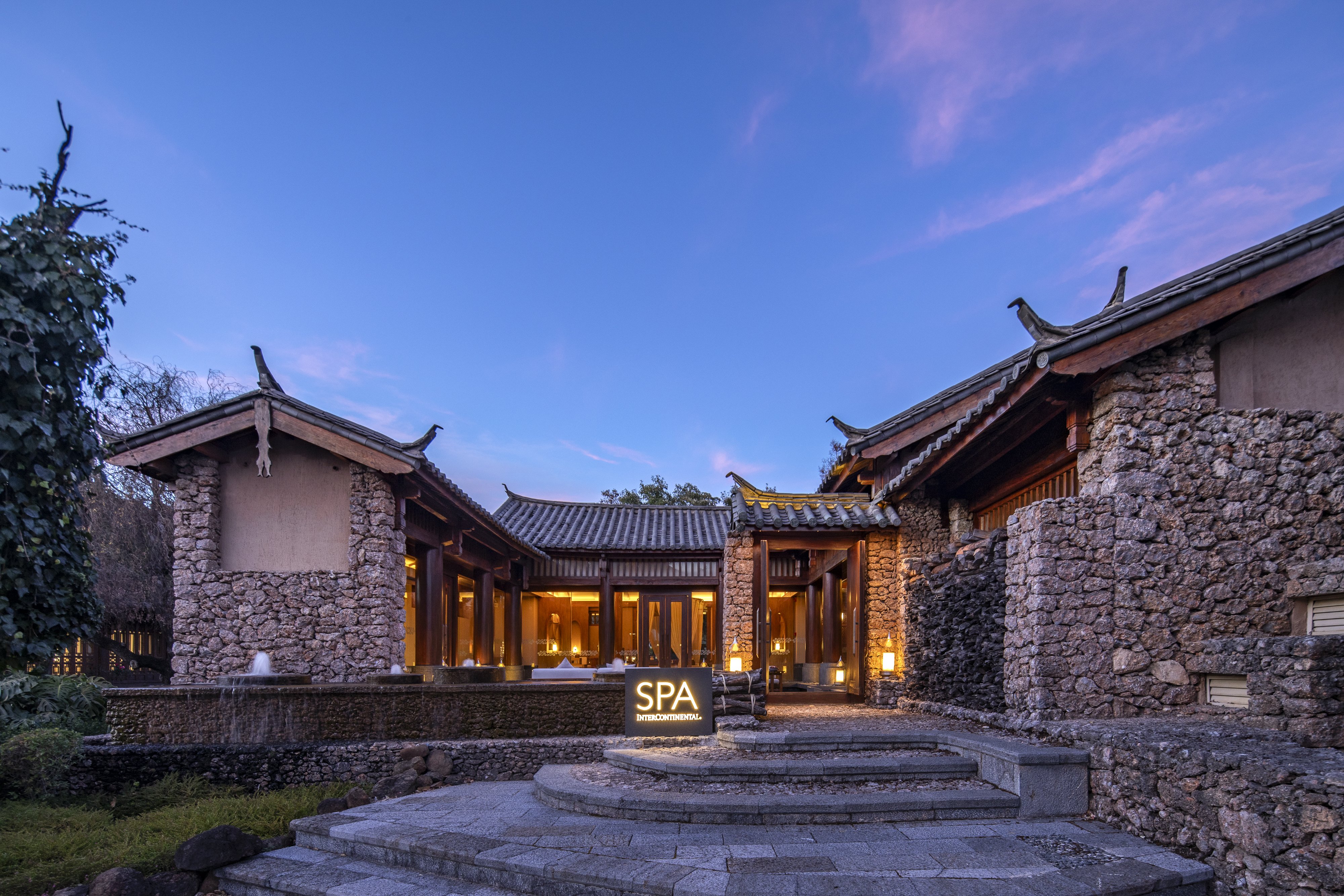 intercontinental lijiang ancient town resort by ihg