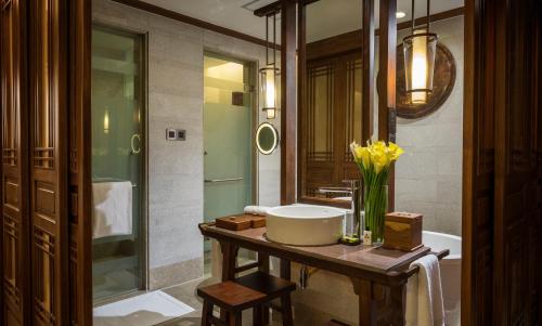 intercontinental lijiang ancient town resort by ihg