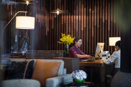 intercontinental lijiang ancient town resort by ihg