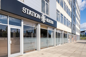 station suites