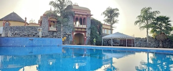 Garh Girvar A Tjs Unit,,3 star