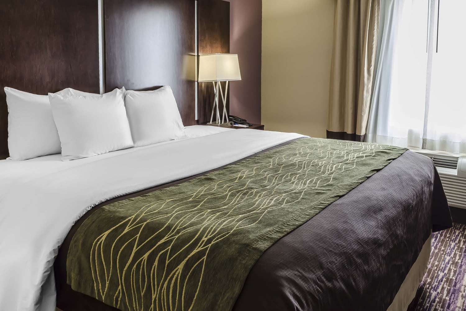 spark by hilton dothan