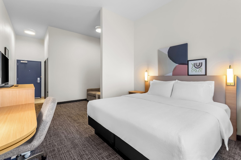 spark by hilton dothan