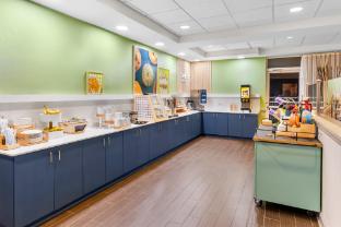 spark by hilton dothan