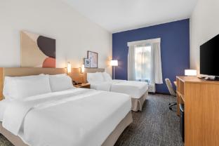 spark by hilton dothan