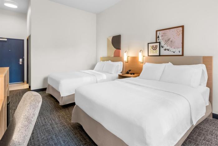 spark by hilton dothan
