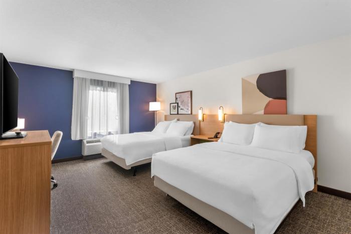 spark by hilton dothan