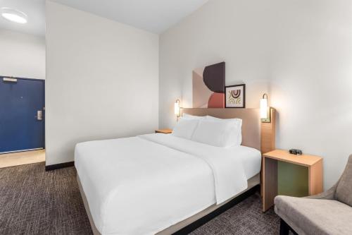 spark by hilton dothan