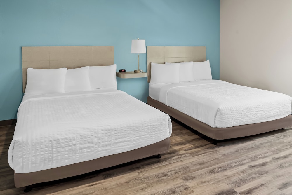 woodspring suites greenville airport