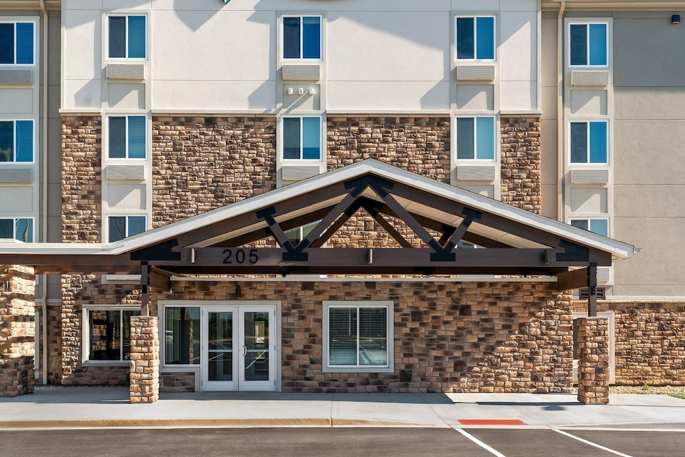 woodspring suites greenville airport
