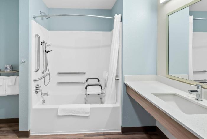 woodspring suites greenville airport