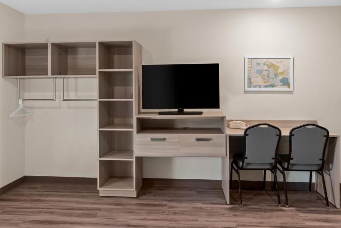 woodspring suites greenville airport