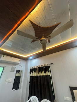 ganga godawari guest house
