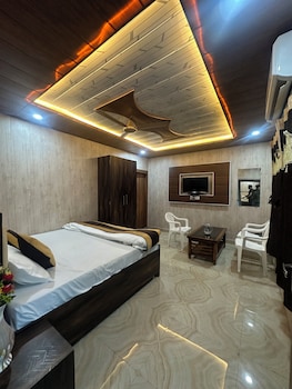ganga godawari guest house