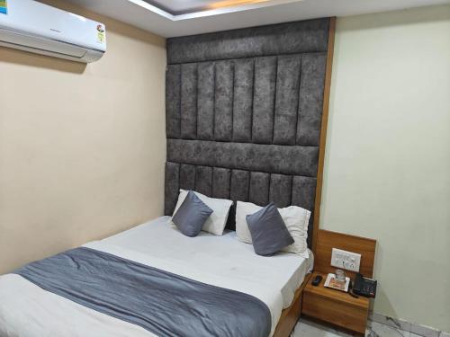 Hotel Royal King,,2 star