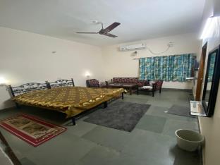 samar niwas dehradun