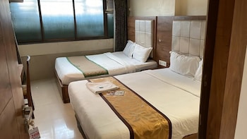 new regal by glitz hotels
