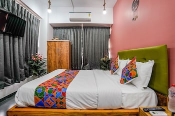 hotel skycity premium ac room in surat