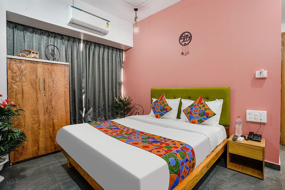 hotel skycity premium ac room in surat