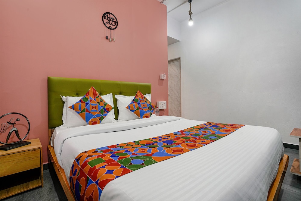 hotel skycity premium ac room in surat