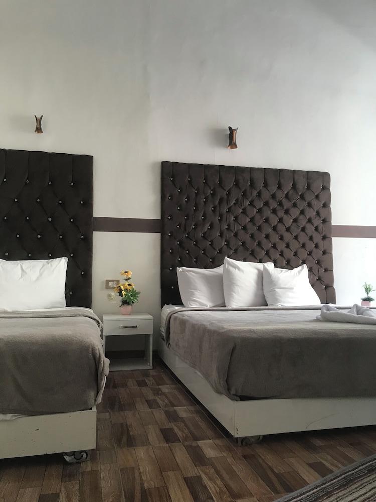 hotel velvet