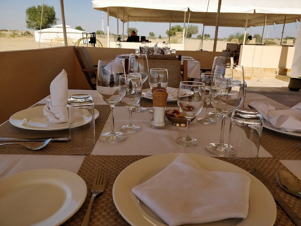 arman desert luxury camp and resort
