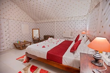 arman desert luxury camp and resort