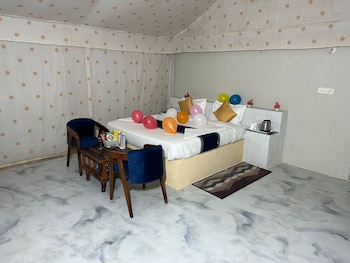 arman desert luxury camp and resort