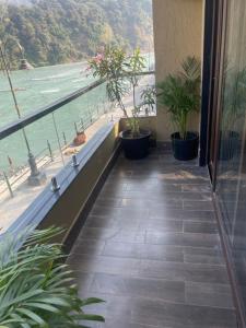 maayaa inn by ganges