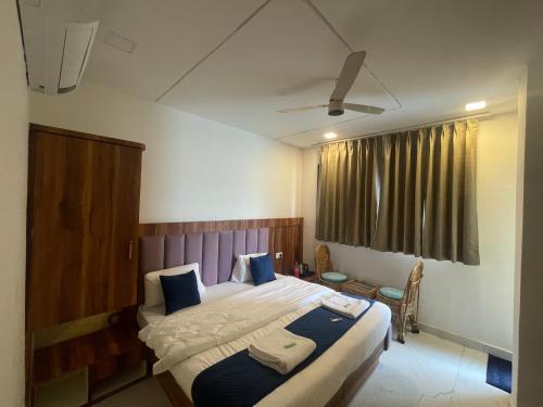 maayaa inn by ganges