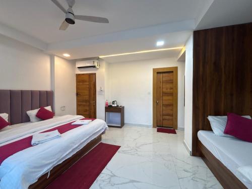 maayaa inn by ganges