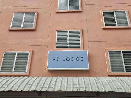 95 lodge