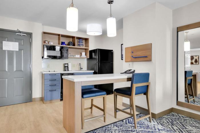 candlewood suites atlanta west i 20 by ihg