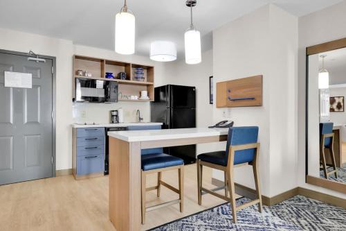 candlewood suites atlanta west i 20 by ihg